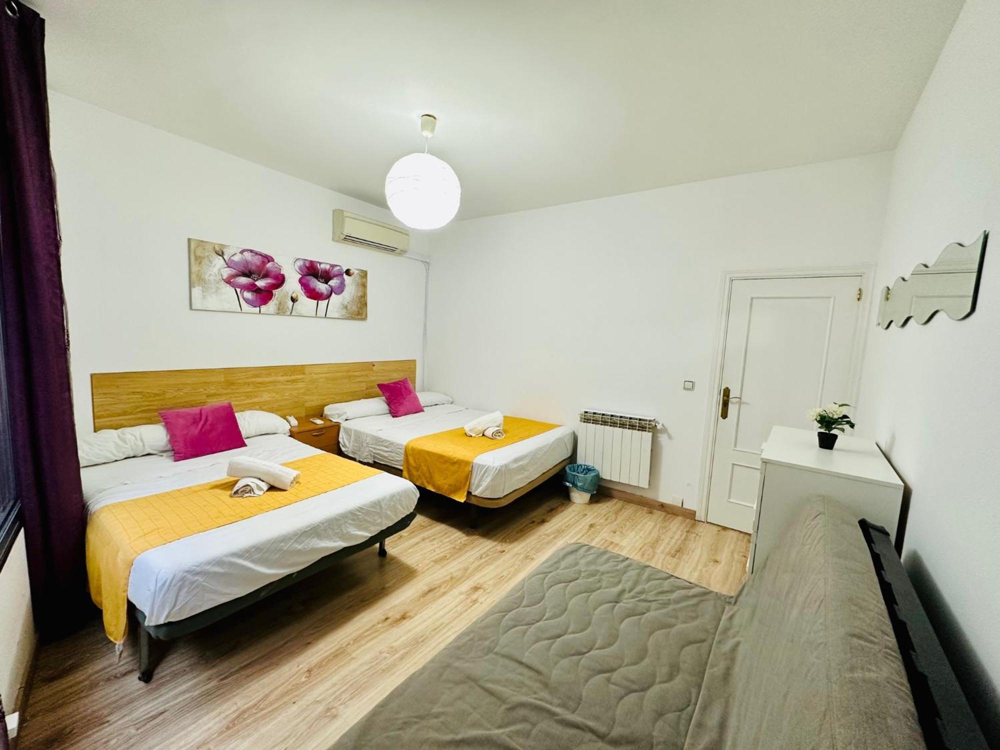Punta Me Rooms In Madrid Downtown Ngoại thất bức ảnh