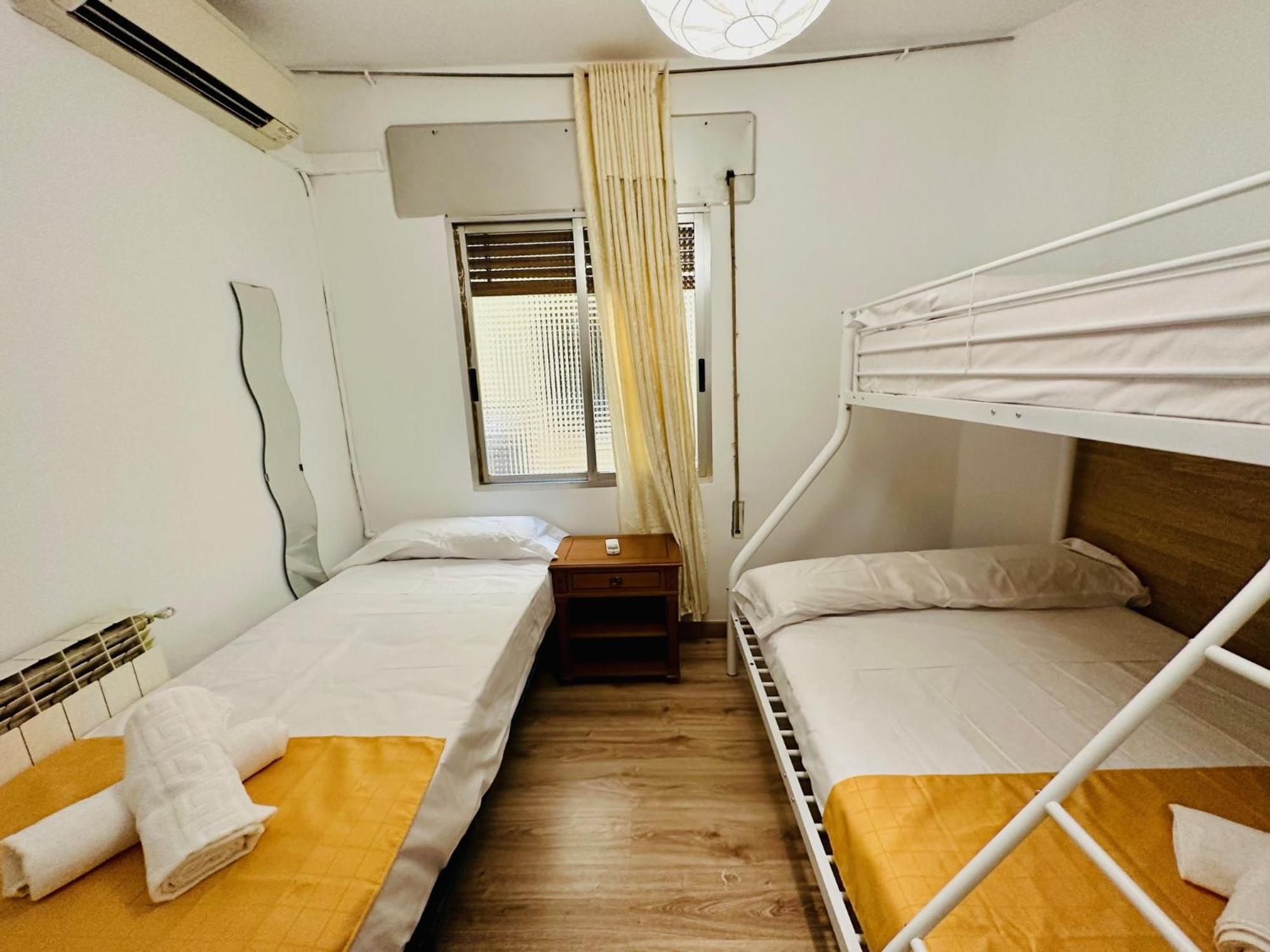 Punta Me Rooms In Madrid Downtown Ngoại thất bức ảnh